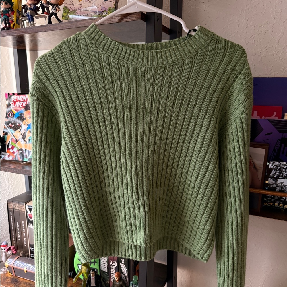 H&M Olive Ribbed Women's Sweater
